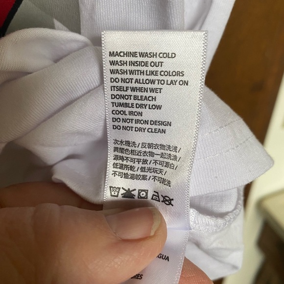 Jordan White Tee with Red and Black #23 Graphic. Boy’s Youth Size Large (12-13). - Picture 9 of 10